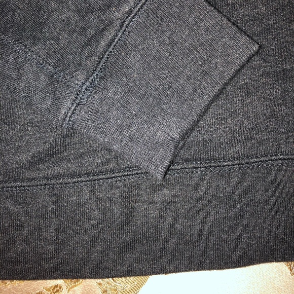 Simple Gray Pullover - Picture 2 of 3